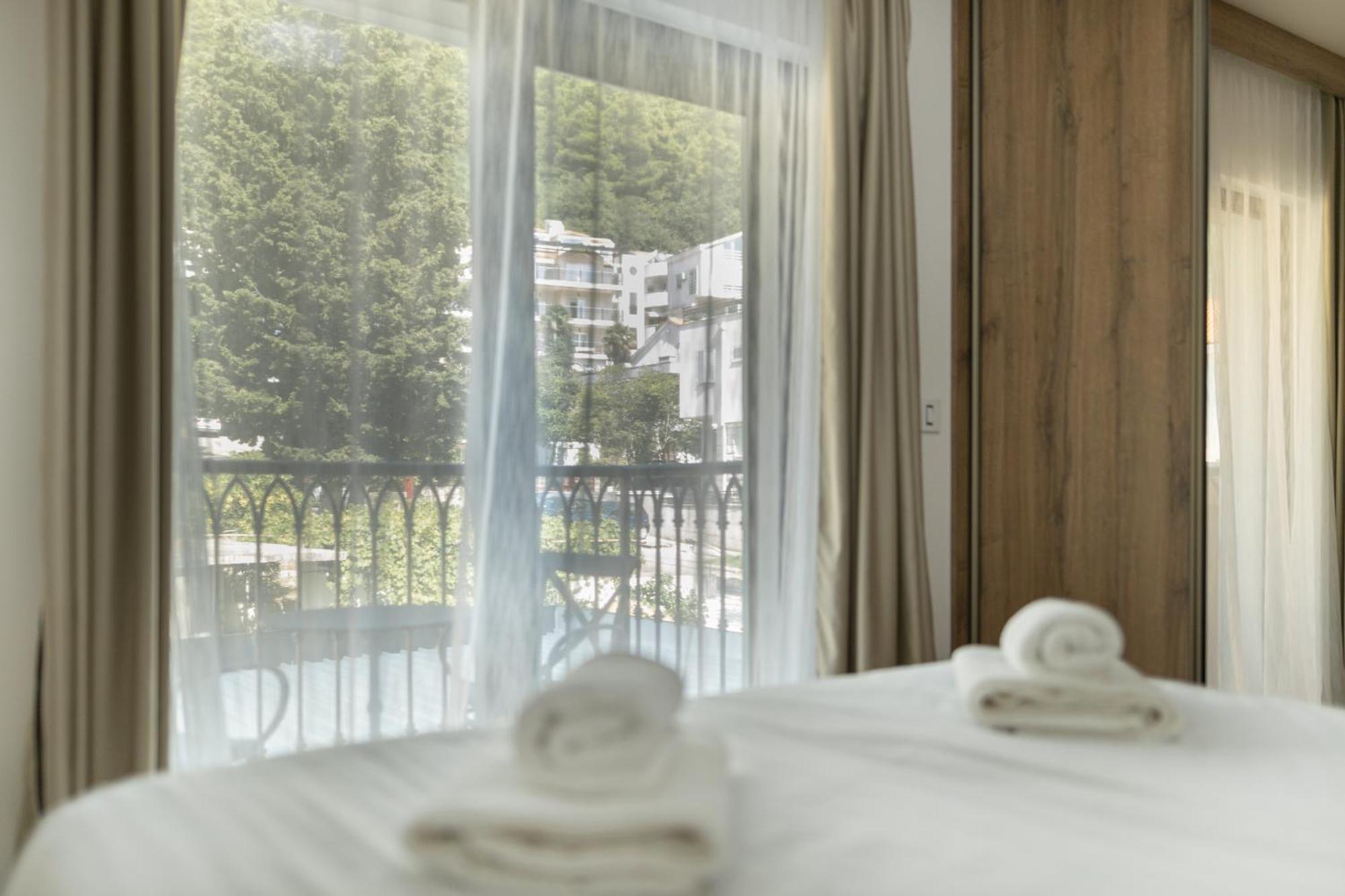 Hotel Diplomat By Aycon Budva Exterior foto