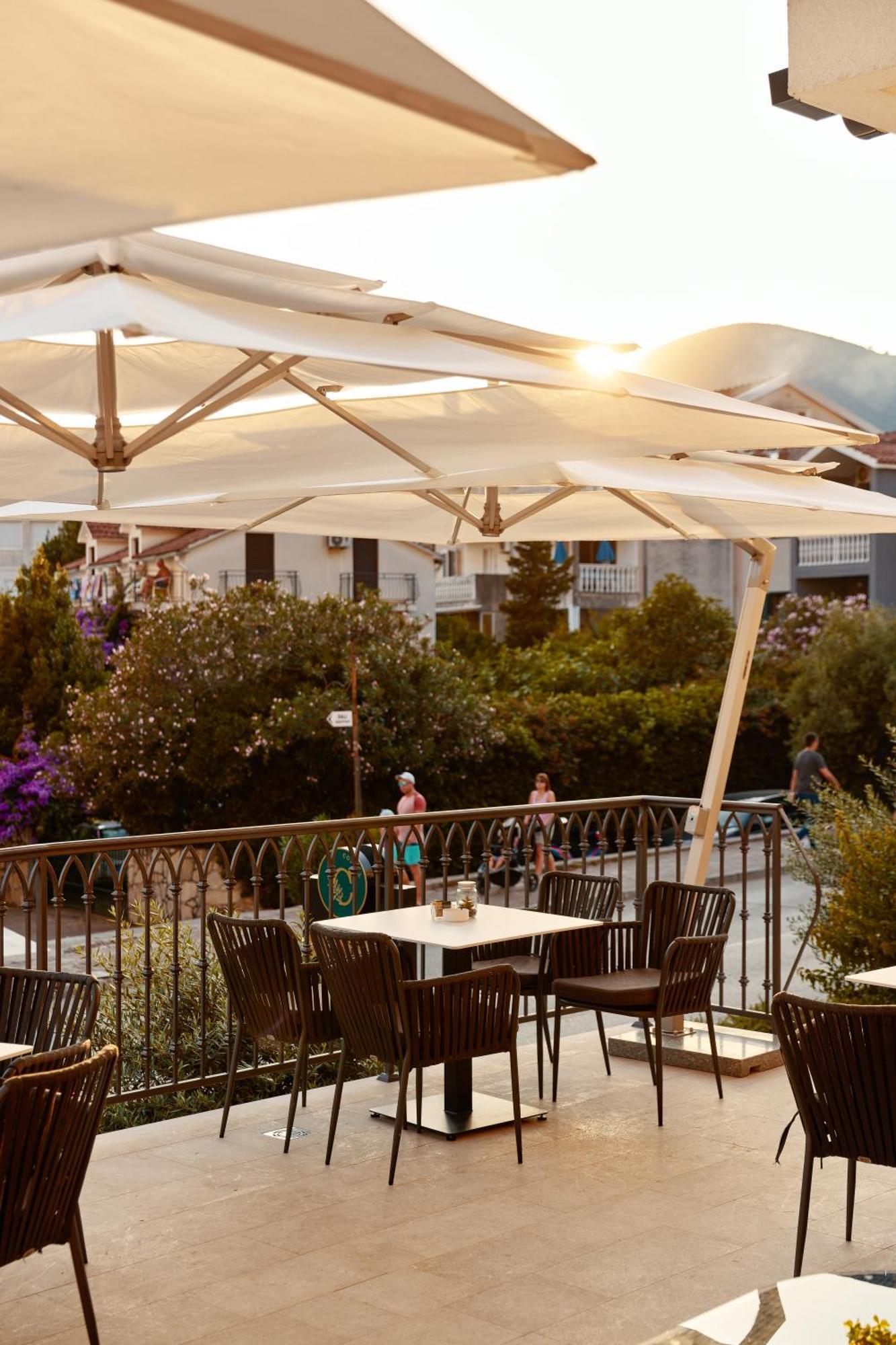 Hotel Diplomat By Aycon Budva Exterior foto